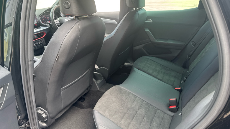 SEAT Arona 1.0 TSI 110 FR Sport 5dr DSG Petrol Hatchback